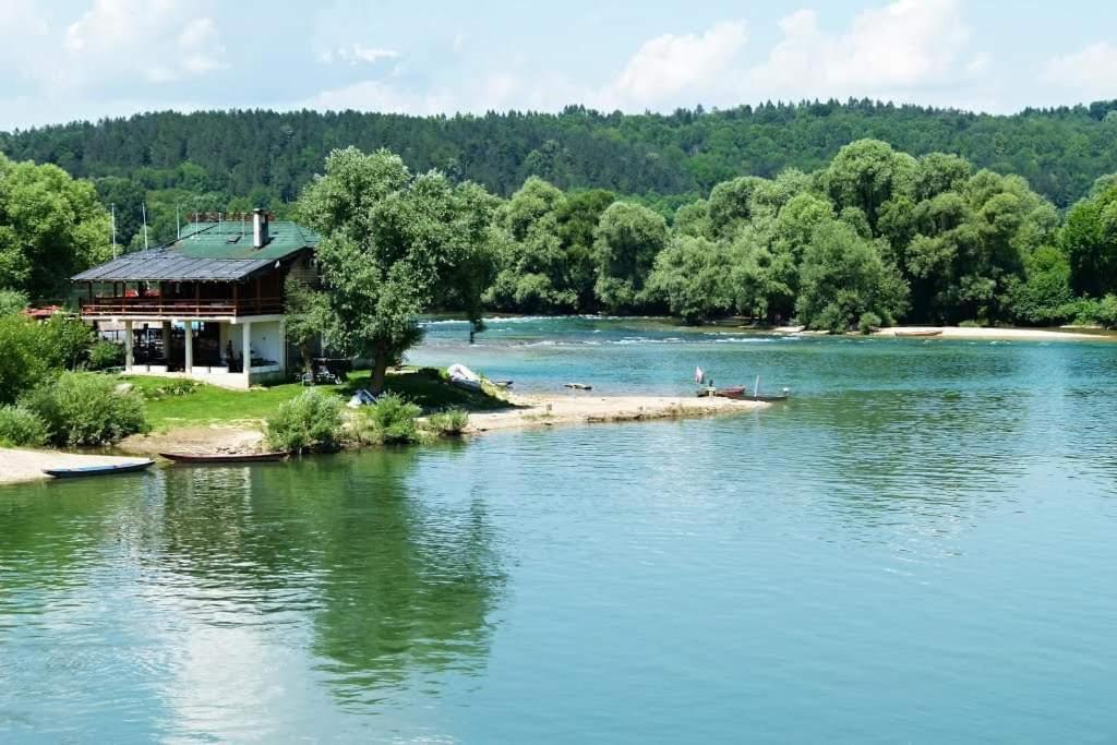 Gradska Plaza Ada Hotel Novi Grad Bagian luar foto