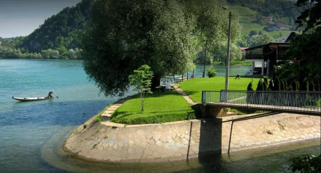 Gradska Plaza Ada Hotel Novi Grad Bagian luar foto